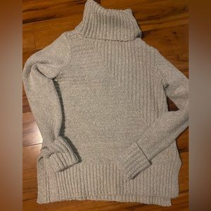 Vera Wang Sweater